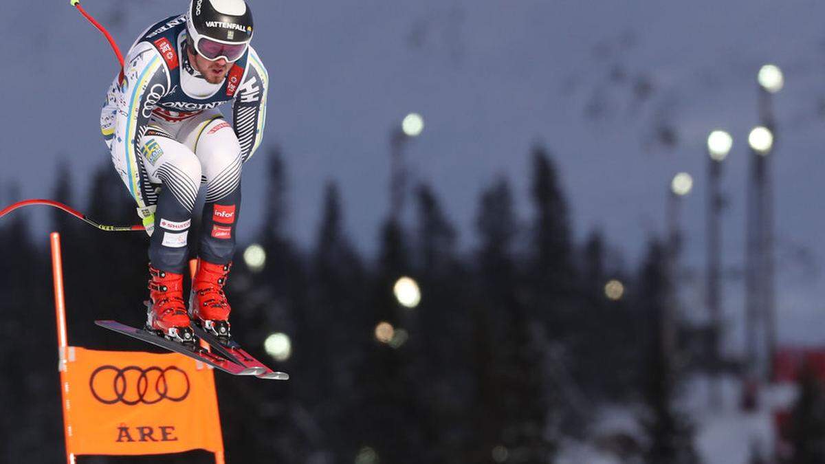 Alex Köll mit einem starken Lauf in der Abfahrt. Der Slalom startet um 15.30 Uhr 