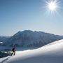 Der Aufstieg zum Großen Tragl führt über das schneereiche Hochplateau der Tauplitz mitten hinein ins Tote Gebirge