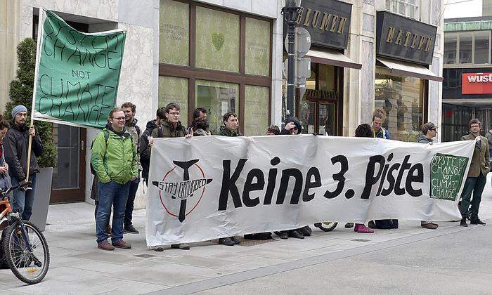 Demo in Wien gegen die dritte Piste.