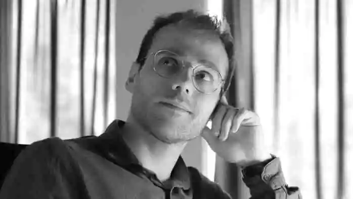Der gebürtige Tiroler Lukas Kummer veröffentlicht jetzt in den USA