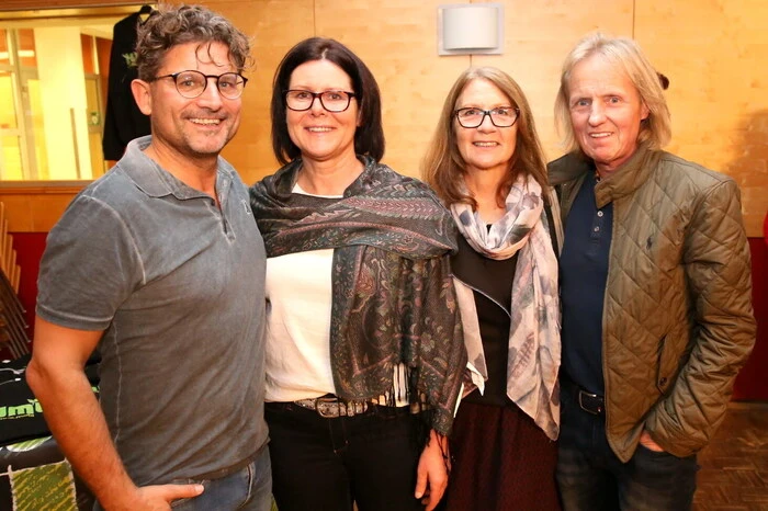 Aus dem gesamten Bezirk St. Veit und darüber hinaus waren die Popfans in das Kulturhaus gepilgert, um bei der Präsentation des sechsten Tonträgers dabei zu sein. 