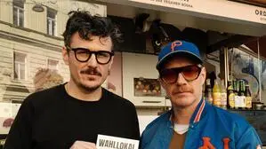 Schauspieler bei der „Pass Egal Wahl“: Manuel Rubey und Simon Schwarz 