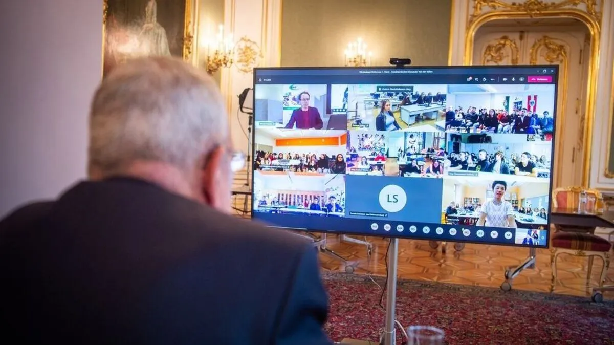 Bundespräsident Alexander Van der Bellen sprach am 7. Oktober von der Hofburg aus mit den steirischen Schülern übers Klima