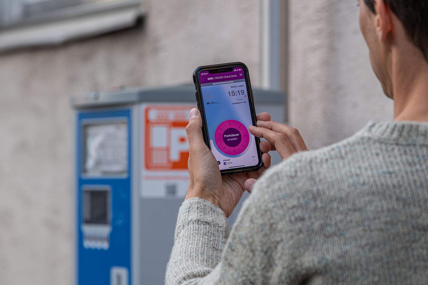 Vier Anbieter  Boom beim Handyparken: Aber Grazer Platzhirsch EasyPark  erhöht Gebühren kräftig
