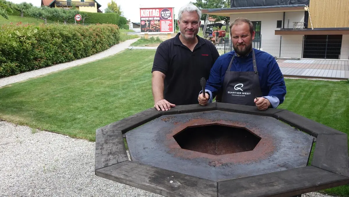 Unternehmer Stefan Wimmer und Koch Christian Mauerhofer (von links) laden zum 1. Kirtag beim Quartier West in Söding