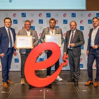 Von links nach rechts: Landesrat René Zumtobel, Reinhard Mair (Bürgermeister Assling), Hans Gumpitsch (Vizebürgermeister Dölsach), Landeshauptmannstellvertreter Josef Geisler und Rupert Ebenbichler, Geschäftsführer der Energieagentur Tirol