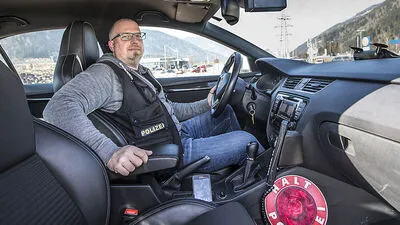 Raser haben bei ihm keine Chance: Kai-Gösta Tönnies war am Mittwoch auf Kontrollfahrt auf der S 37 unterwegs