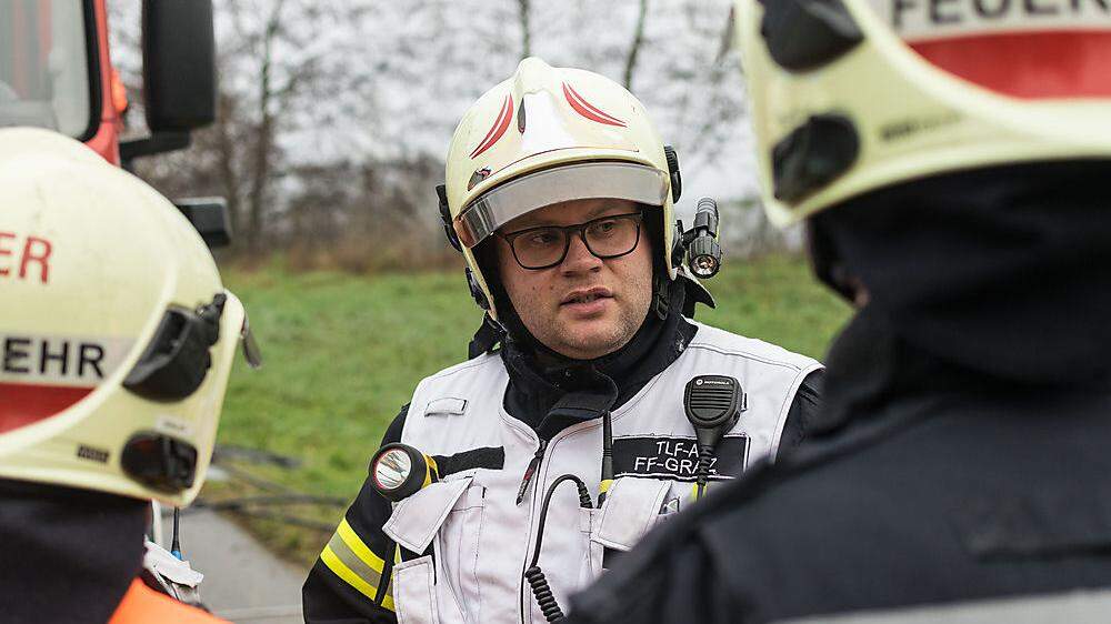 Herbert Schifferl bei einer Übung der Freiwilligen Feuerwehr Graz