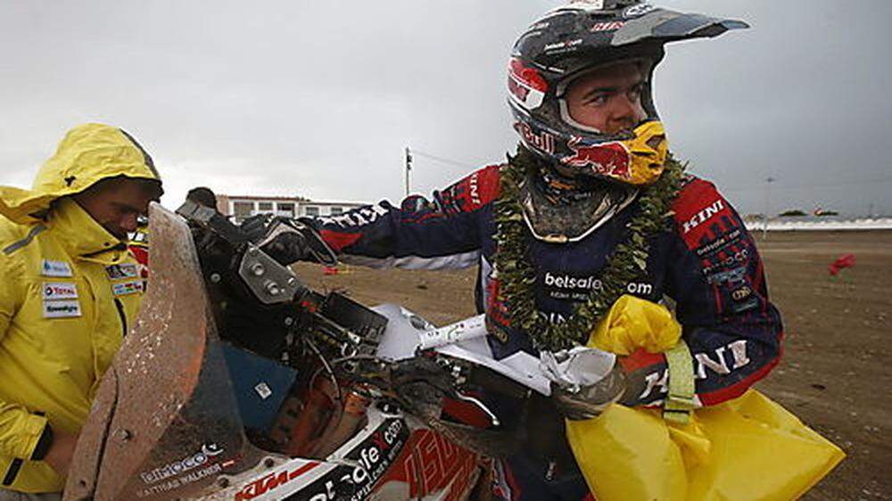 Matthias Walkner musste seine KTM bei der Dakar abstellen