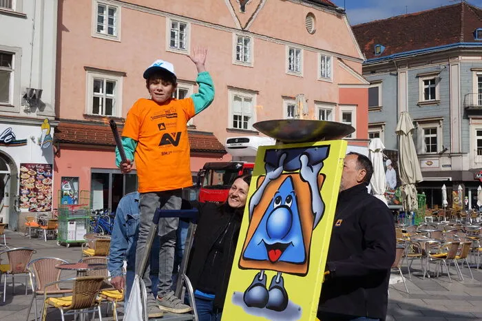 Thomas aus Trofaiach durfte das Olympische Feuer entzünden.
