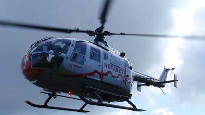 Airmed 1 flog die verletzte Wienerin (14) ins Klinikum Klagenfurt