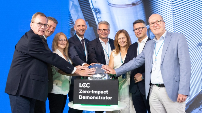 Premiere für das Großmotorenprojekt Impact-Demonstrator LEC ZID, erdacht und gebaut vom Large Engines Competence Center an der TU Graz: Stein, Bischof, Wermuth, Ehrenhöfer, Jauk, Tausz, Kunz, Pichler, Lang 
