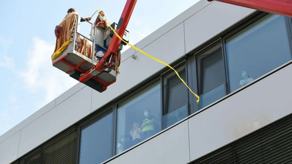 Die Clowns im Einsatz in der Luft