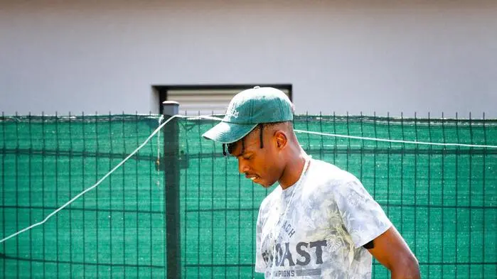 Junior Adamu zeigt seine Jonglier-Künste