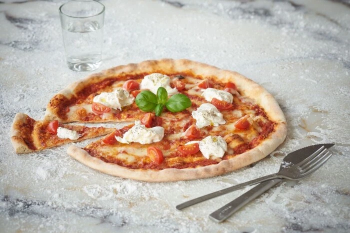 ... Pizza Burrata.