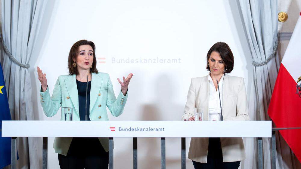 Justizministerin Alma Zadić (Grüne) und Verfassungsministerin Karoline Edtstadler (ÖVP) wollen streng gegen Korruption vorgehen