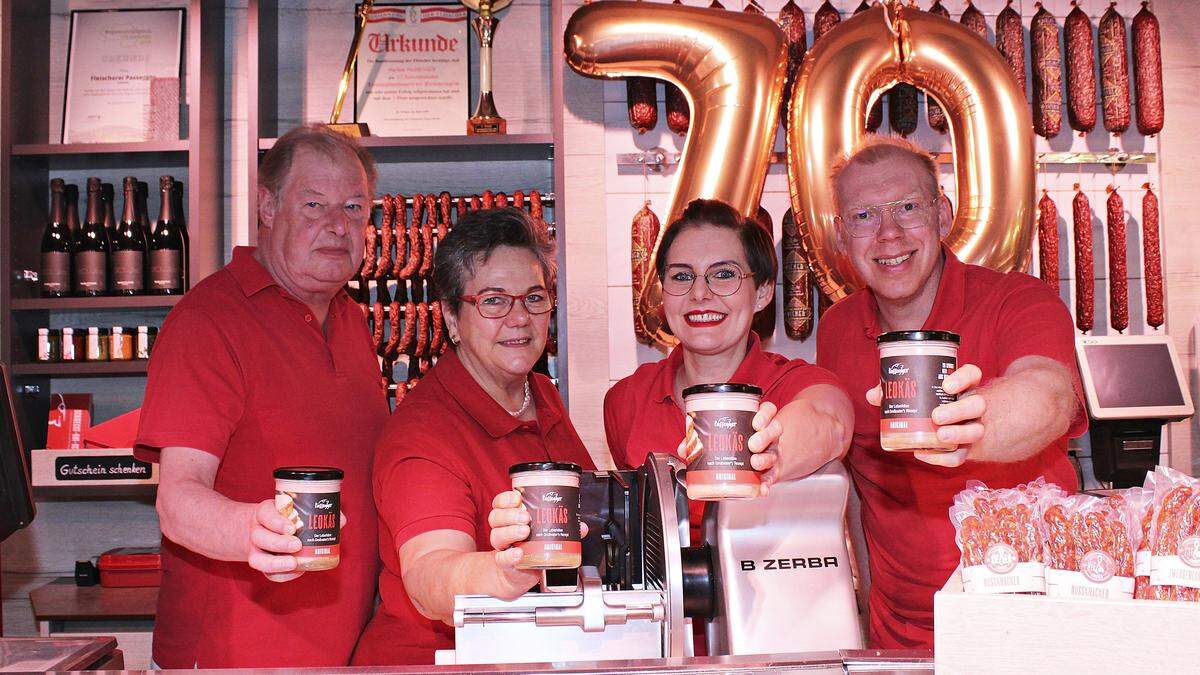 Bruno, Stefanie, Martina und Markus Passegger kreierten zum Jubiläum einige neue Produkte