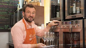 Spitzenkoch Didi Dorner startet eine spannende Weinkost für Feinspitze