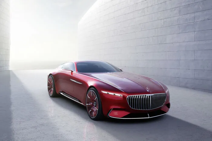 Das fast sechs Meter lange Coupé ist ein 2+2-Sitzer und als Elektroauto mit Allrad konzipiert. Die Leistung des Antriebs fiel mit 750 PS nicht gerade schmal aus und ermöglicht einen Sprint von 0 auf 100 km/h in weniger als vier Sekunden.