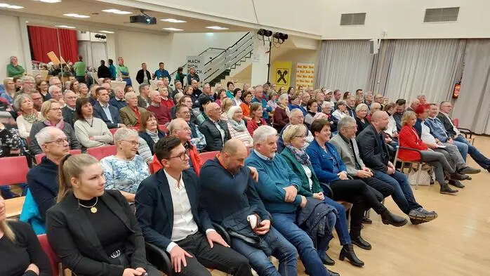 Volles Haus in Murau