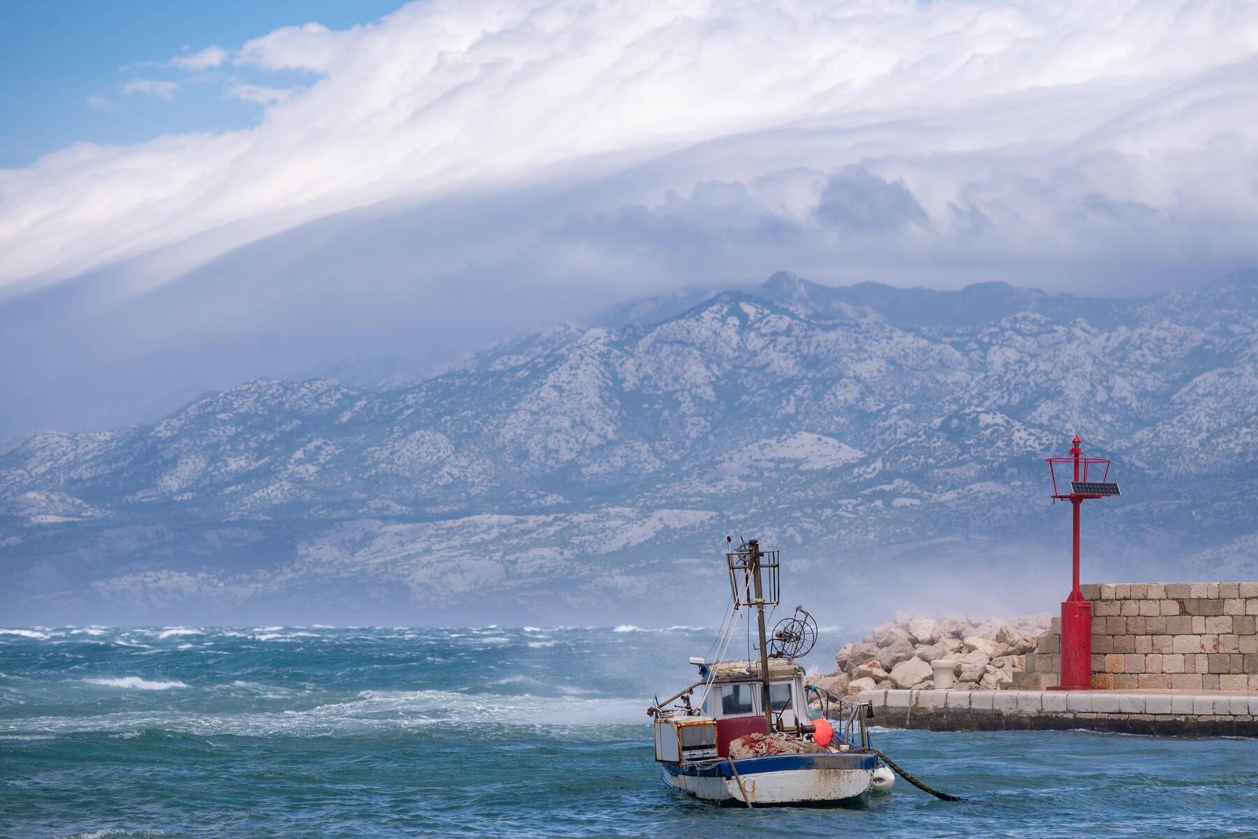 Starke Bora sorgt weiterhin für Behinderungen in Kroatien