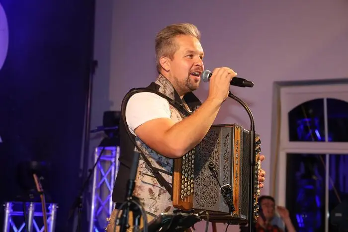 Sehen Sie sich noch die weiteren Bilder dieses Festes an.
