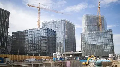 ABD0070_20180410 - WIEN - ÖSTERREICH: ++ THEMENBILD + + Blick auf die Baustelle des QBC - Quartier Belvedere Central am Dienstag, 10. April 2018, in Wien. - FOTO: APA/GEORG HOCHMUTH