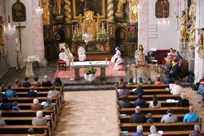In der Stiftskirche St. Georgen wurde zu Ehren des Heiligen Georg – er ist der Patron der Pfarre - das "Georgsfest" gefeiert. 
