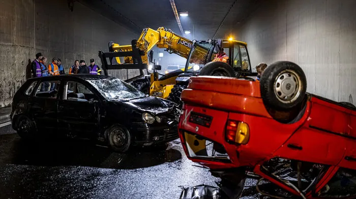 Fiktiver Großeinsatz im Karawankentunnel auf der A11. Im Rahmen einer Einsatzübung probten diverse Kräfte den Ernstfall.