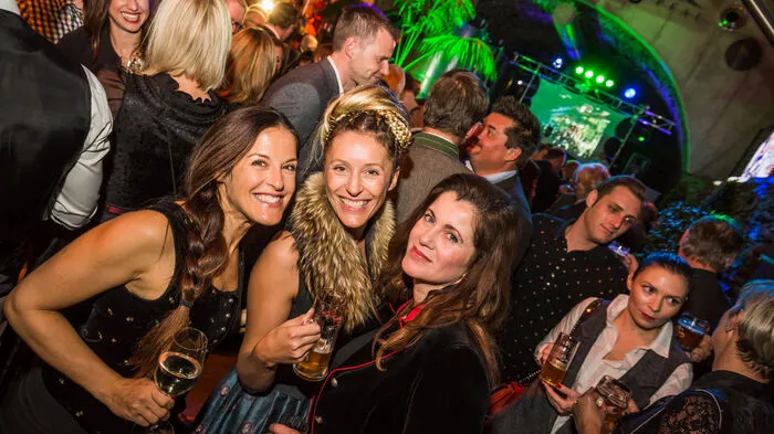 Die Klagenfurter Brauerei hatte Kunden und Partner aus Kärnten und Italien in die Schleppe-Eventhalle eingeladen.