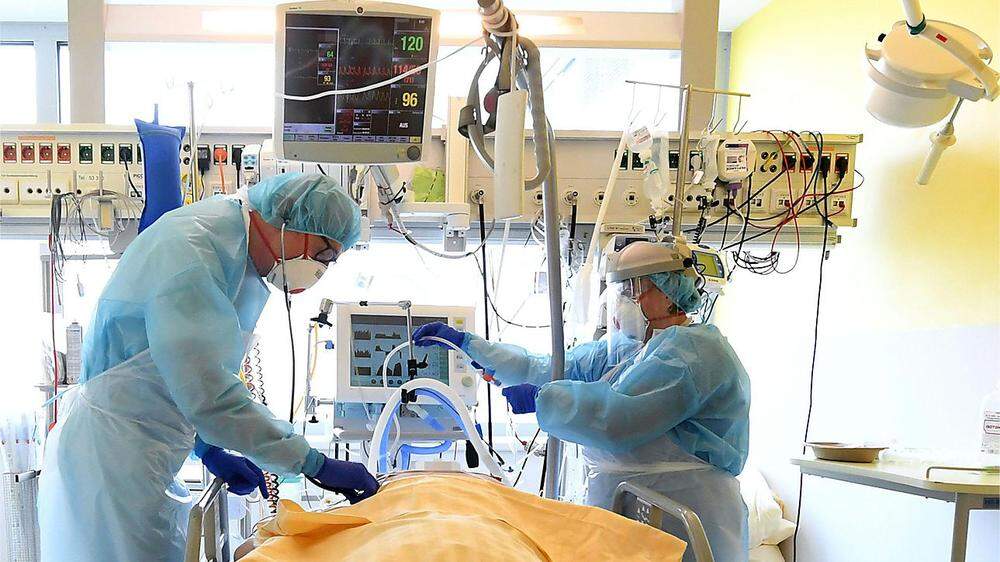 Seit heute sind zwei neue Patienten auf Kärntens Intensivstationen in Behandlung.