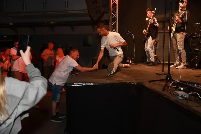 Gegen Abend übernahm „Egon 7“ die Bühne.