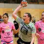 HIB (Mitte: Leonie Rinner) besiegte Veria 27:23