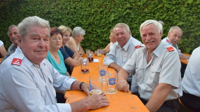 Für Stimmung sorgten das "Koralm Trio" und die Gruppe "Tiroler Alpenfieber".