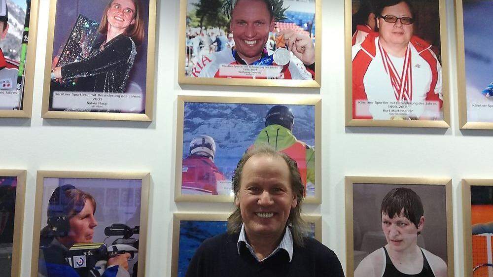 Wolfgang Dabernig freut sich über sein Bild in der Hall of Fame