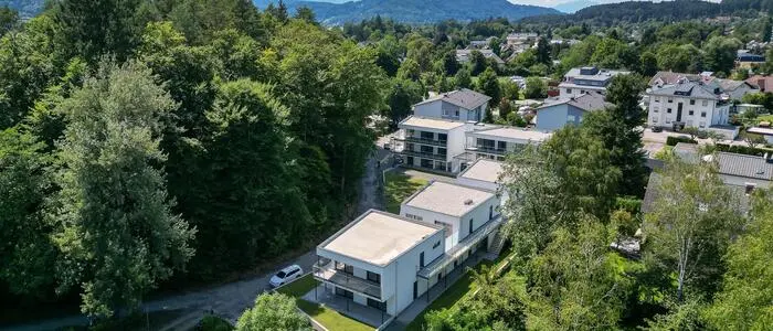 Für das unfertige Appartement-Hotel in Krumpendorf zeigt sich die RM Bauträger GmbH unter anderem verantwortlich