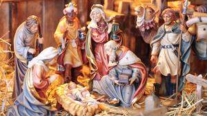 Die Sterndeuter fanden das Jesuskind in einem Stall in Bethlehem, so erzählt es das Mattäusevangelium