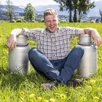 Bauer Peter sucht bei „Bauer sucht Frau“ auf ATV und Joyn nach der großen Liebe