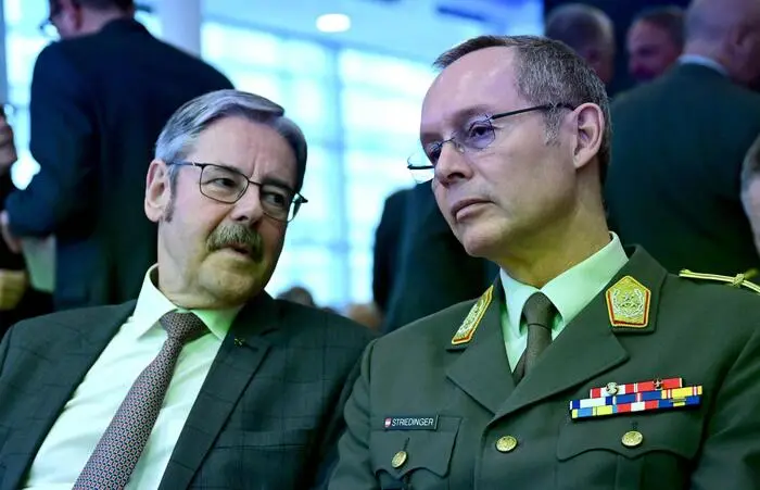 Generalmajor Erwin Hameseder und Generalstabschef Rudolf Striedinger.
