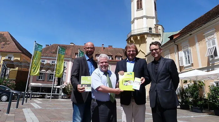 Vizebürgermeister Josef Sommer, Primarius Peter Grieshofer, Tourismusobmann Sepp Jausovec, Tourismus-Geschäftsführer Christian Contola (von rechts)