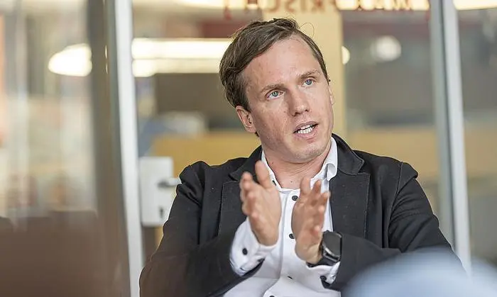 Ronald Rabitsch vertritt als Zentralbetriebsrat 8000 Mitarbeiterinnen und Mitarbeiter der Kabeg