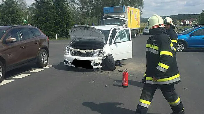 An beiden Pkw entstand Sachschaden