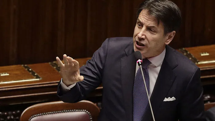 Premier Giuseppe Conte: Kehrtwende in Sozial- und Migrationspolitik