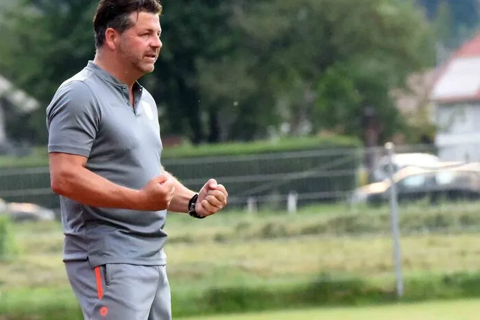 ...Treibach-Trainer Martin Kaiser ballte die Fäuste zum Sieg