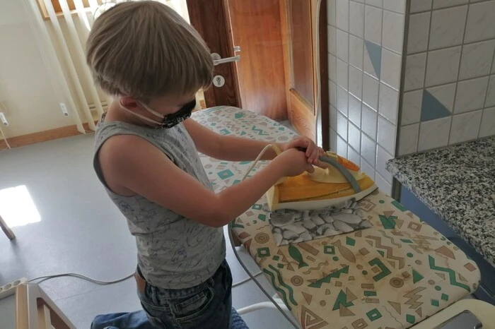 Angeleitet wurde die jungen Schneider von den Freizeitpädagoginnen Maria Wohlgemuth und Sabine Niedermühlbichler.