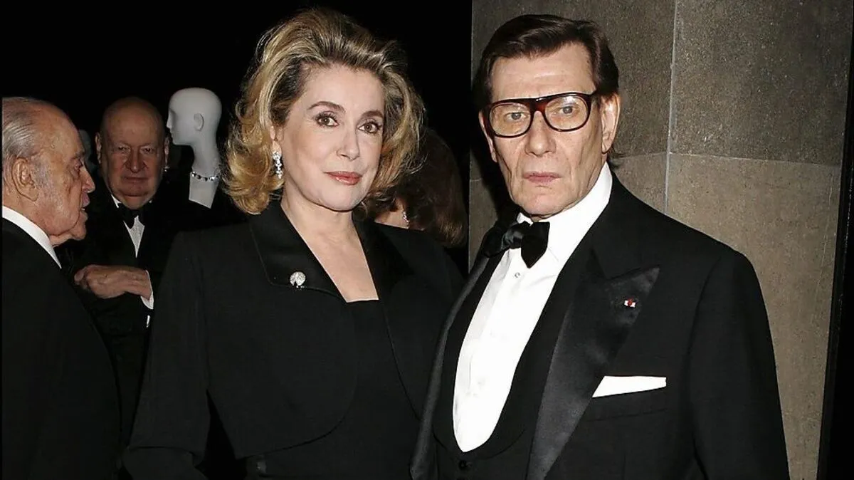 Catherine Deneuve und Yves Saint Laurn
