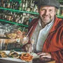 Radda serviert im Gates Nachhaltigkeit