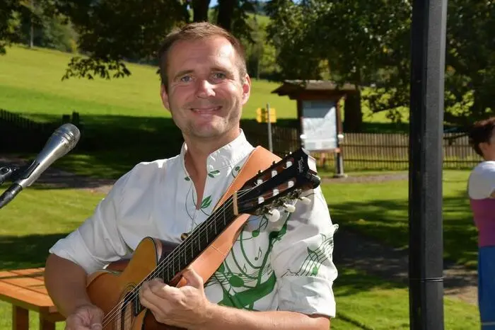 Für die musikalische Umrahmung sorgte Gernot Unterweger.