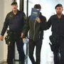 Der angeklagte Schlepper, ein 19-jähriger Schüler, vor dem Prozess in Eisenstadt