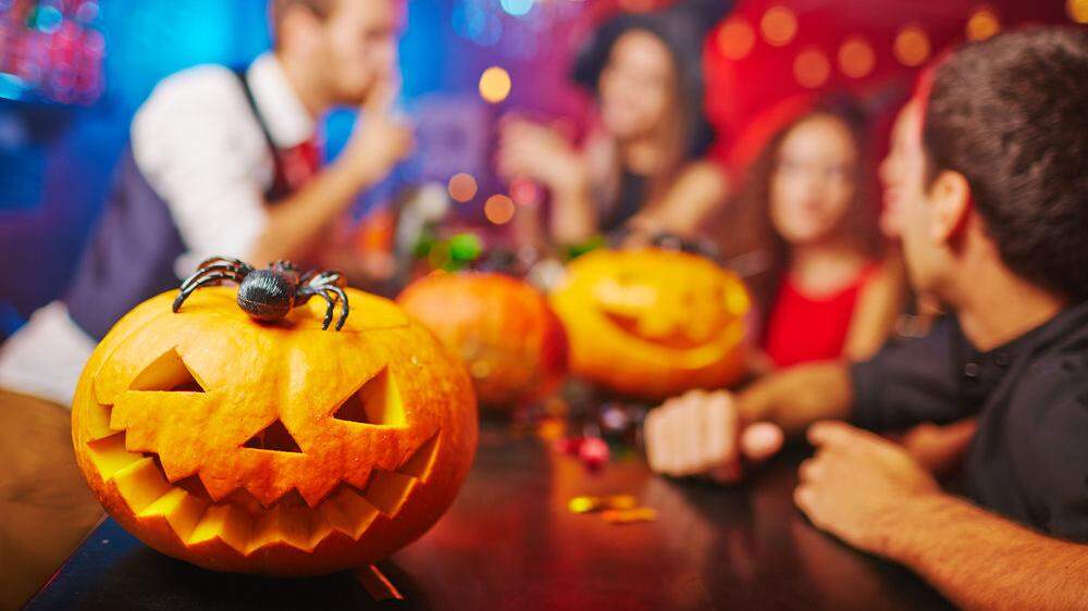 Die Staatsanwaltschaft Klagenfurt ermittelte wegen Amtsmissbrauchs nach einem Corona-Einsatz zu Halloween